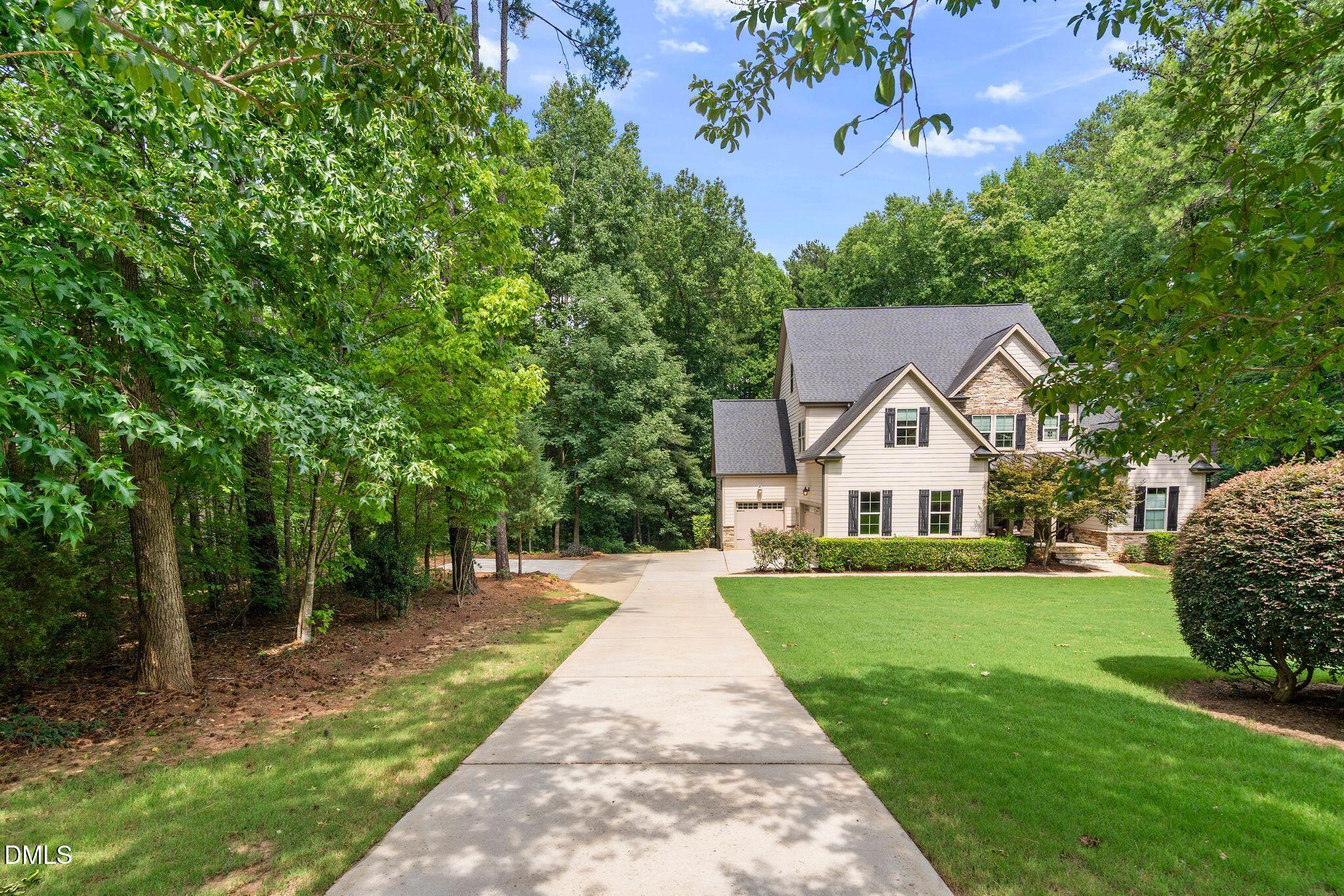 5207 Dutchman Drive