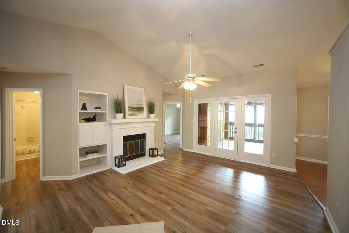 1106 Cotswold Court