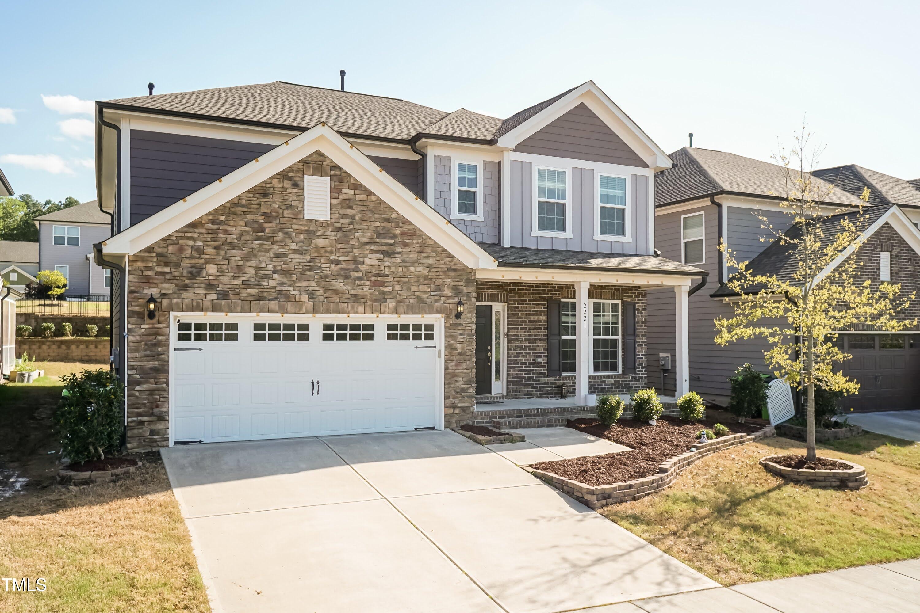 2221 Holtwood Way