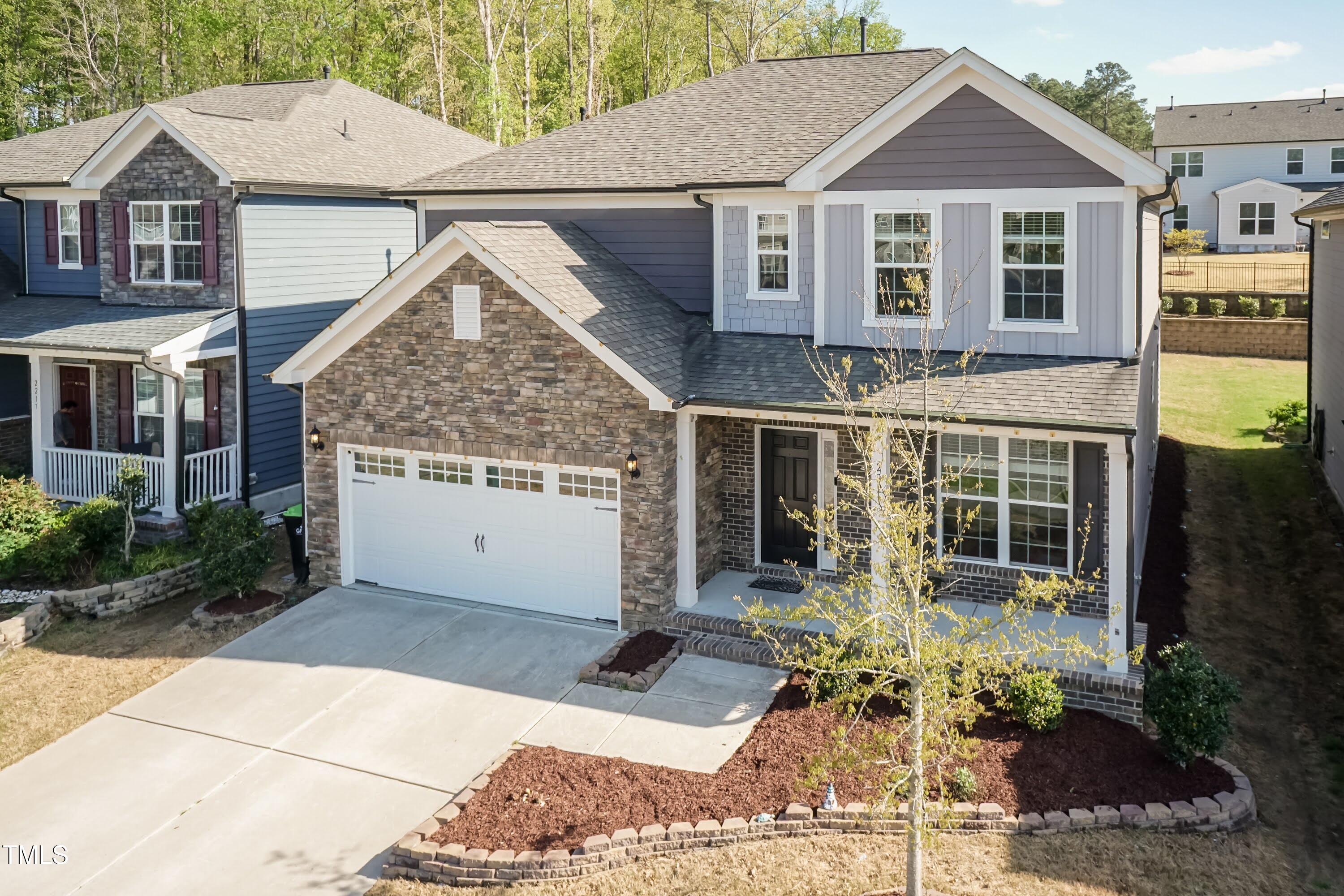 2221 Holtwood Way