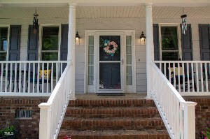 907 Stuart Drive