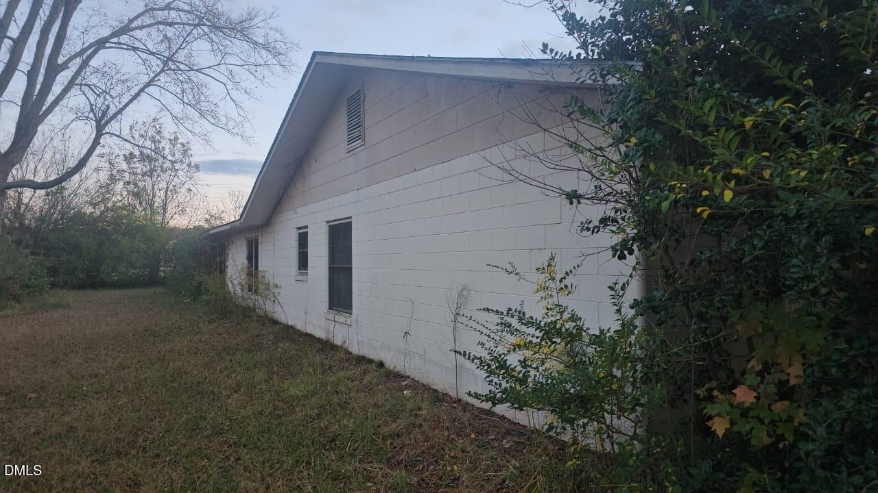 310 N Dr M L King Jr Avenue