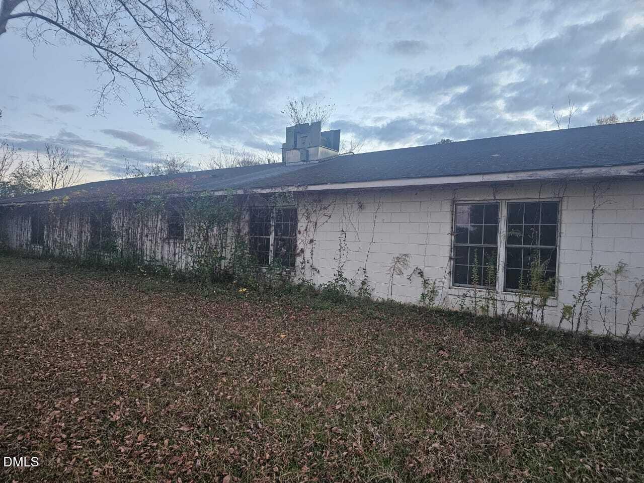 310 N Dr M L King Jr Avenue