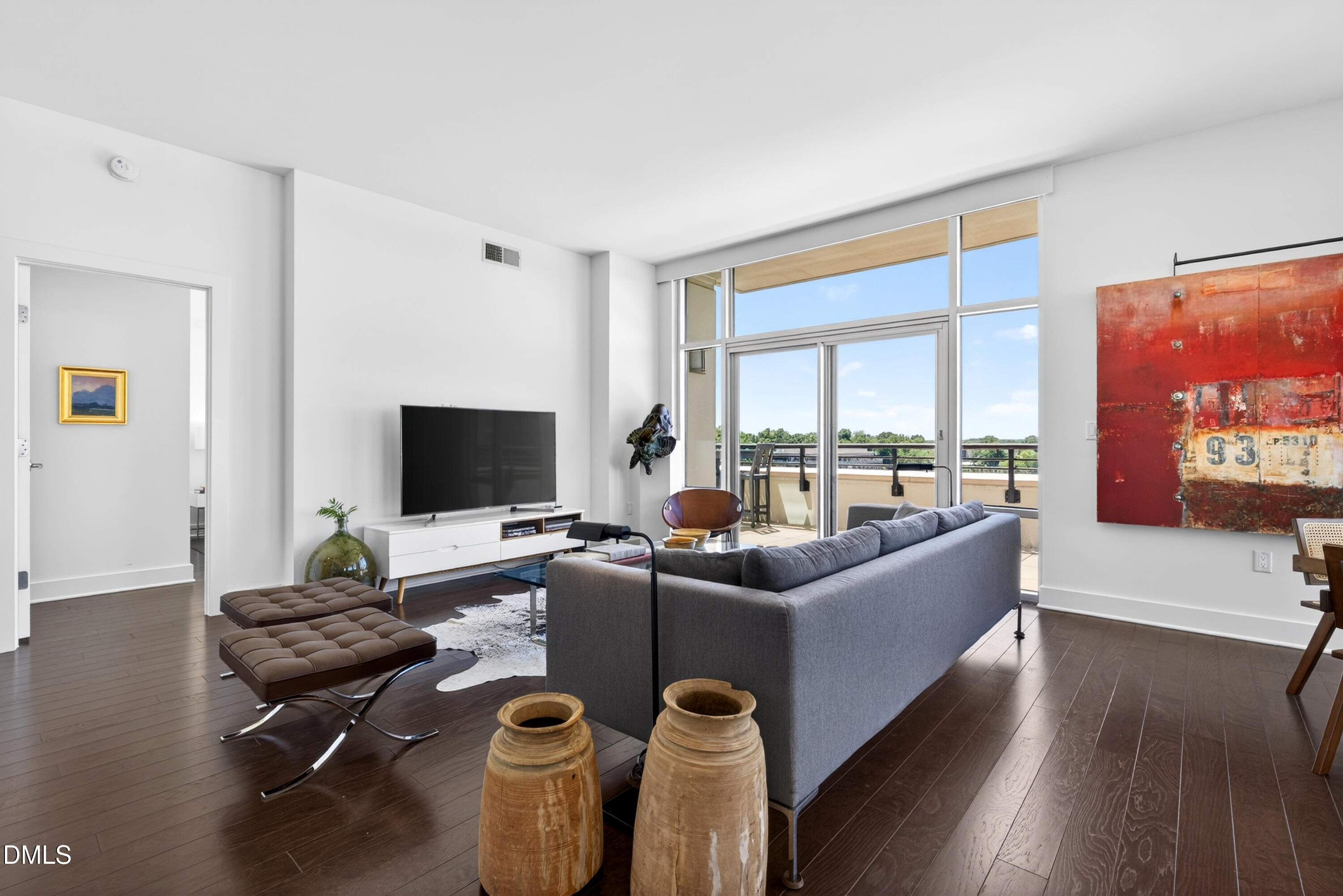 140 W Franklin Street Unit 504