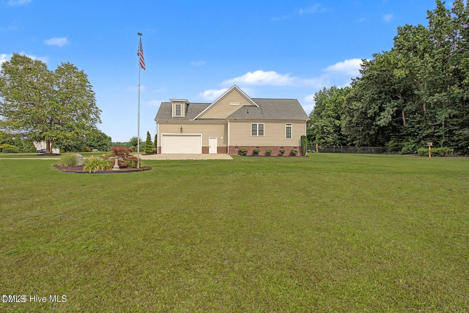 4883 Robinwood Court