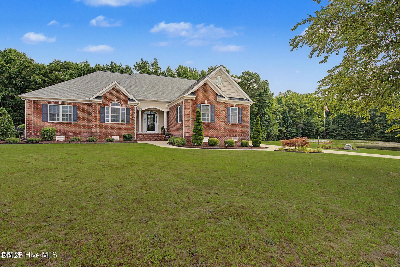 4883 Robinwood Court