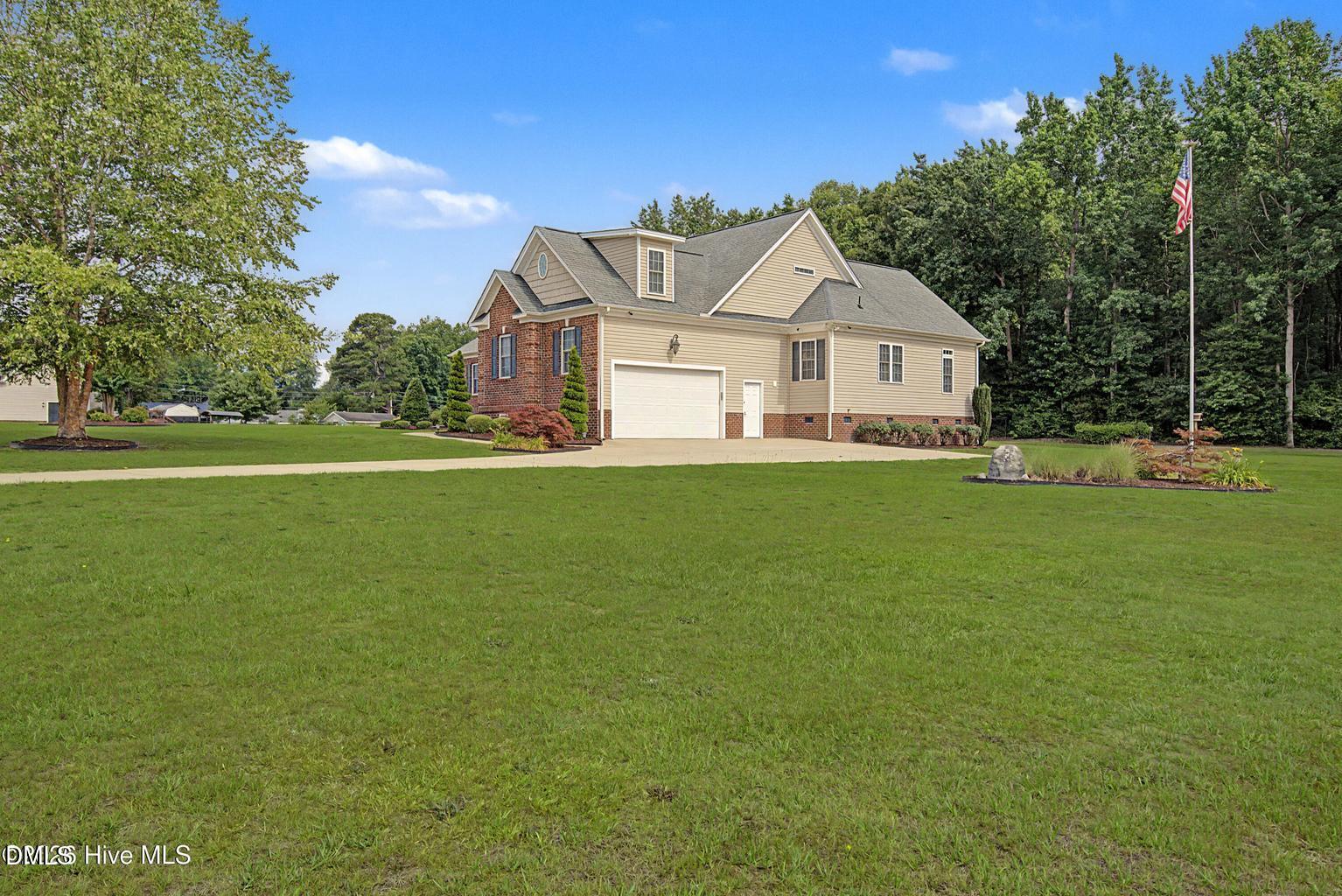 4883 Robinwood Court