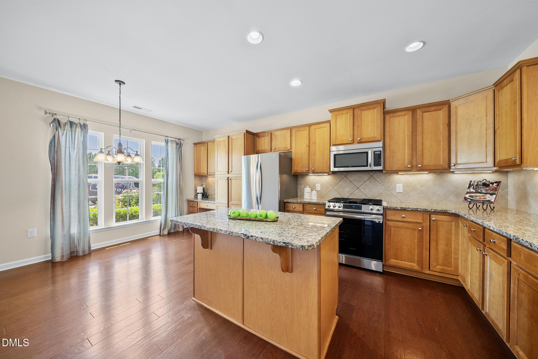 604 Bloomsbury Place