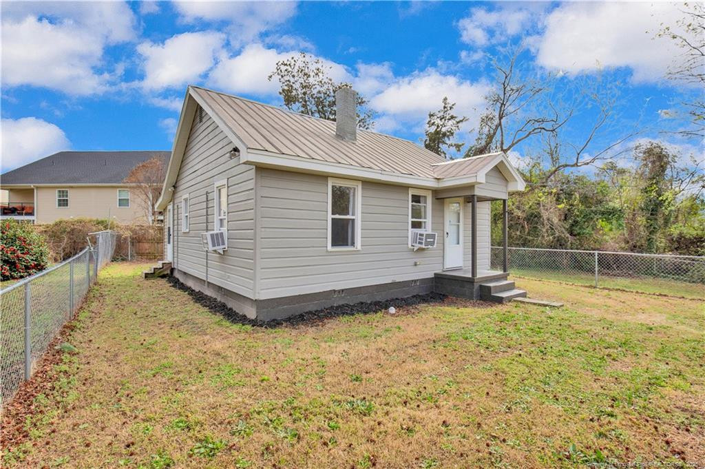 326 Hawley Lane