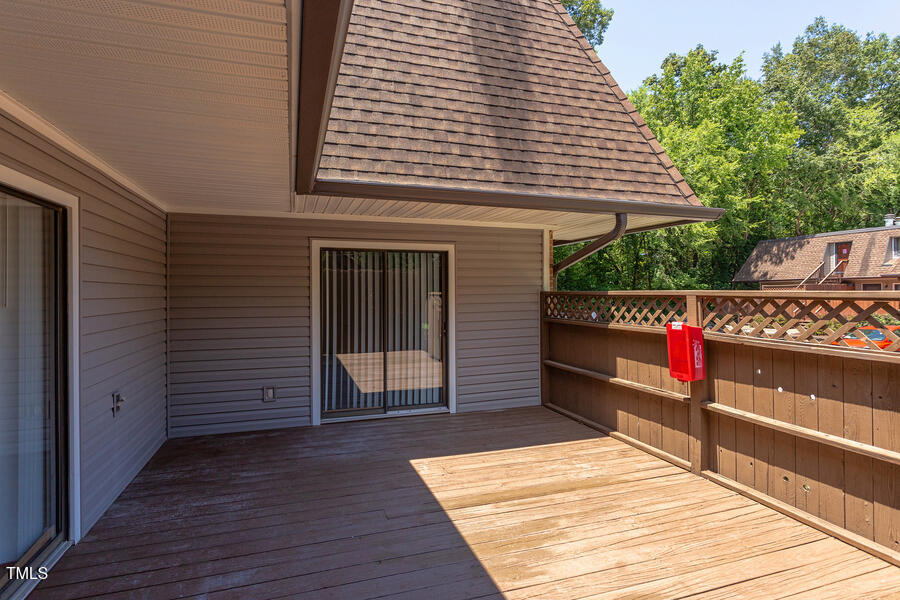 261 Summerwalk Circle