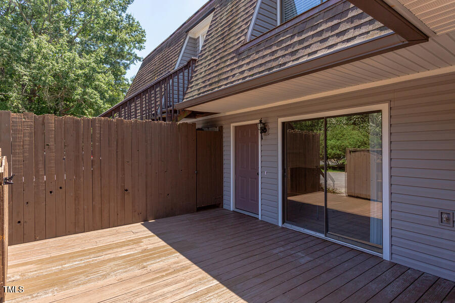 261 Summerwalk Circle