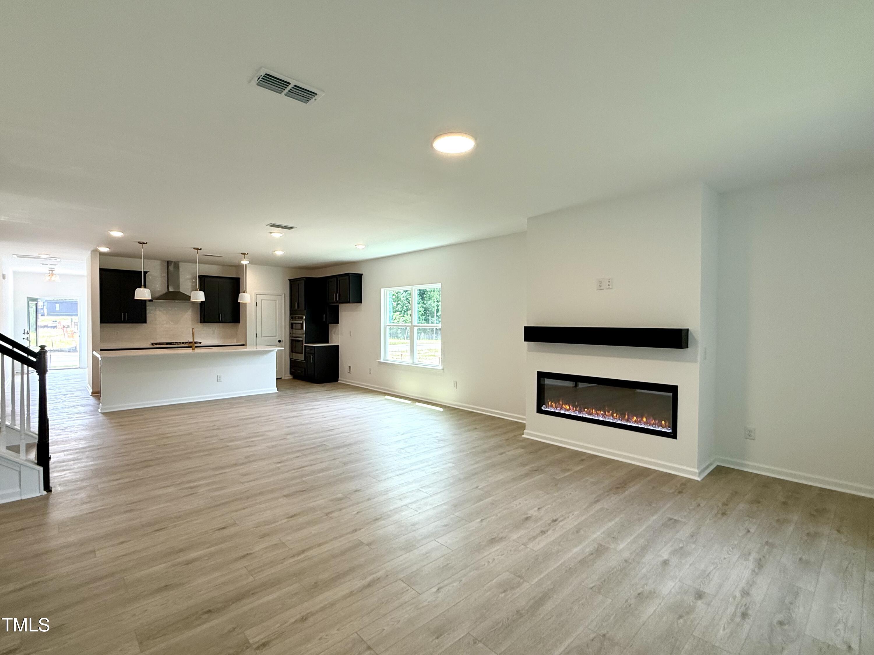 564 Jocund Street 11