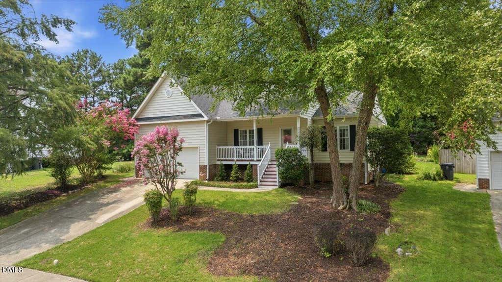 Photo of 206 Kelly West Drive, Apex, NC 27502 (MLS # 10183187)