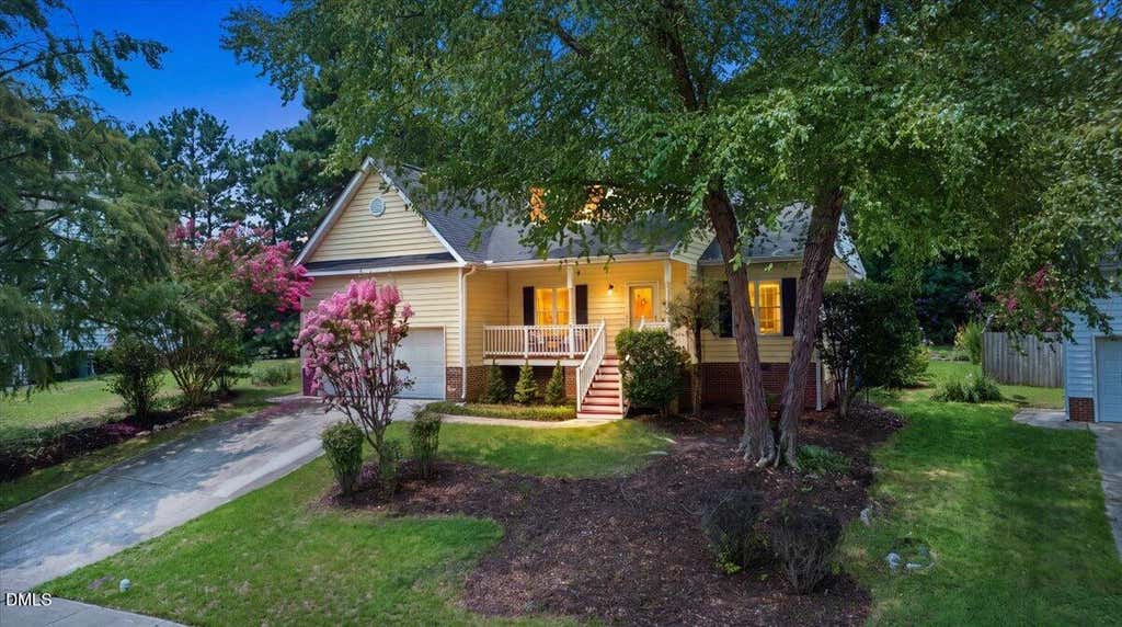 Photo of 206 Kelly West Drive, Apex, NC 27502 (MLS # 10183187)