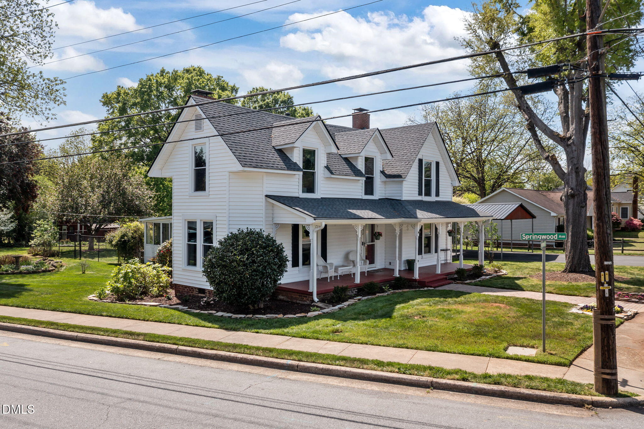 222 E Minneola Street