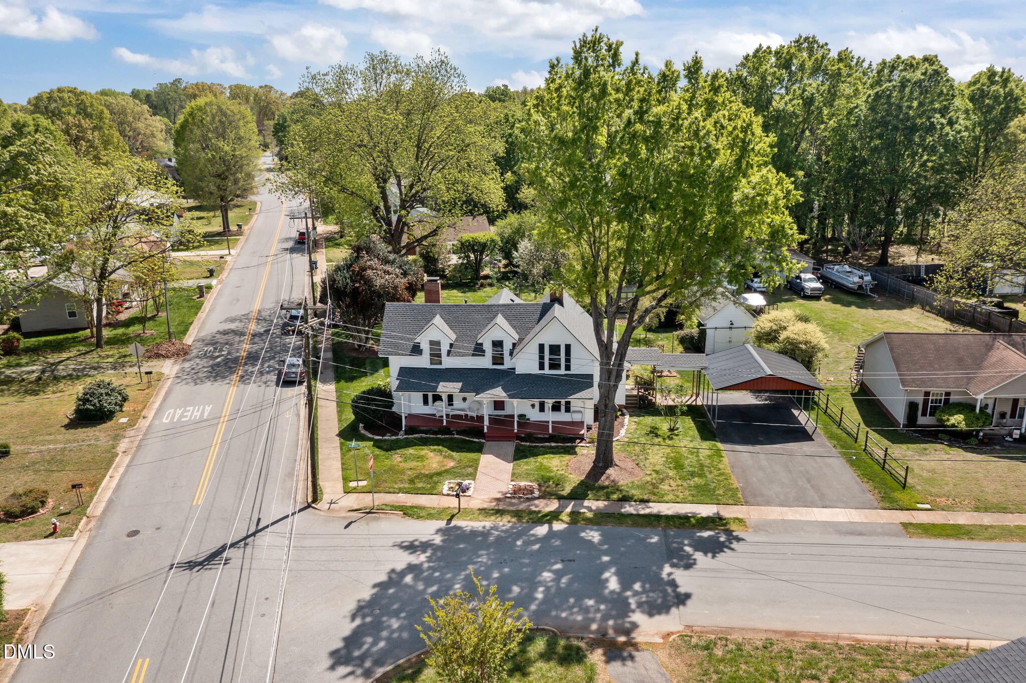 222 E Minneola Street