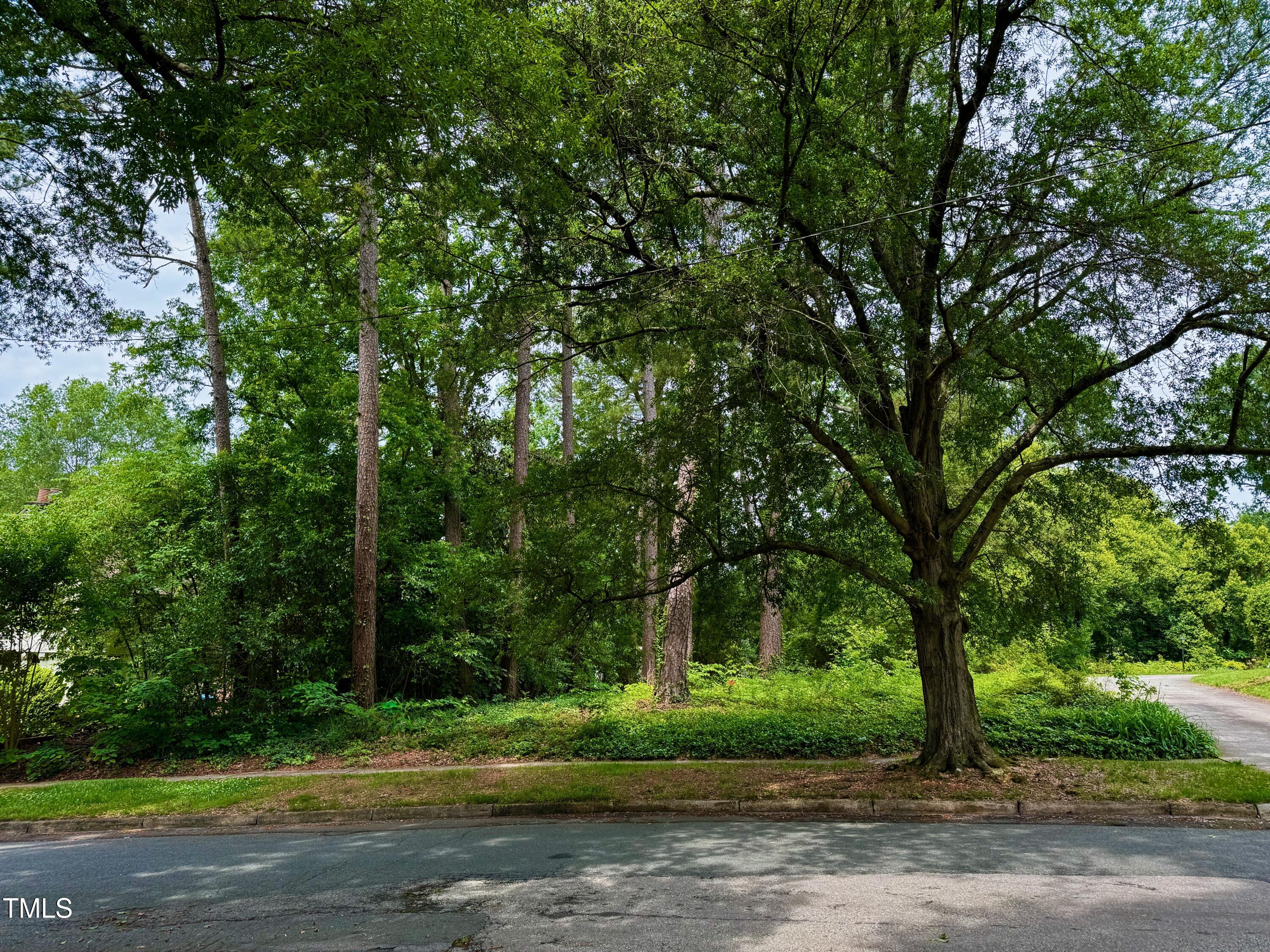 1510 Hermitage Court