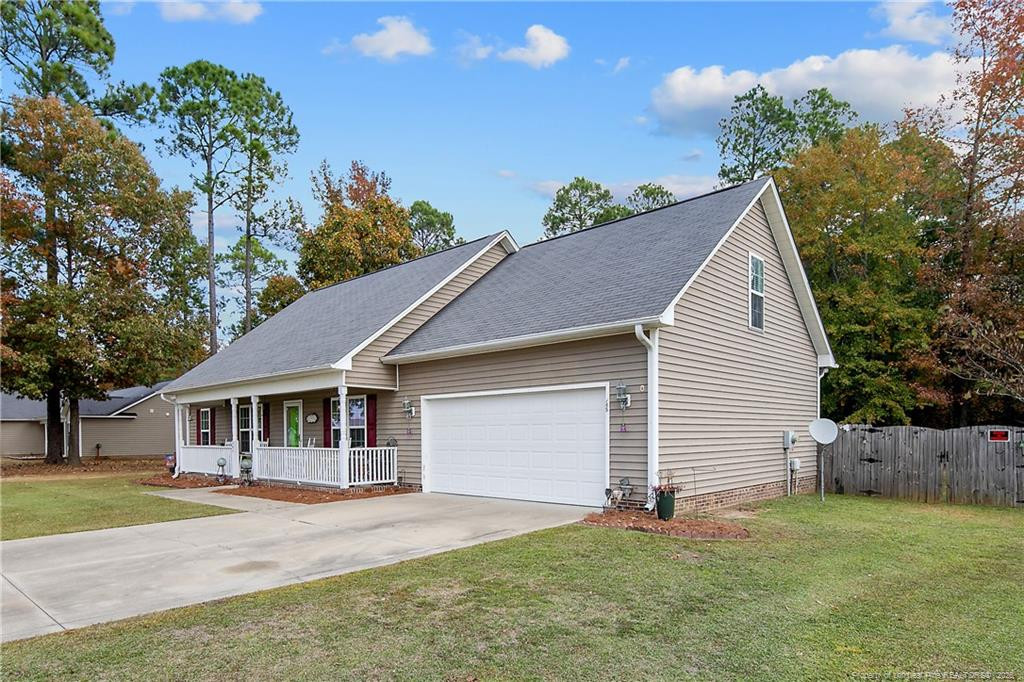 245 Apple Tree Circle