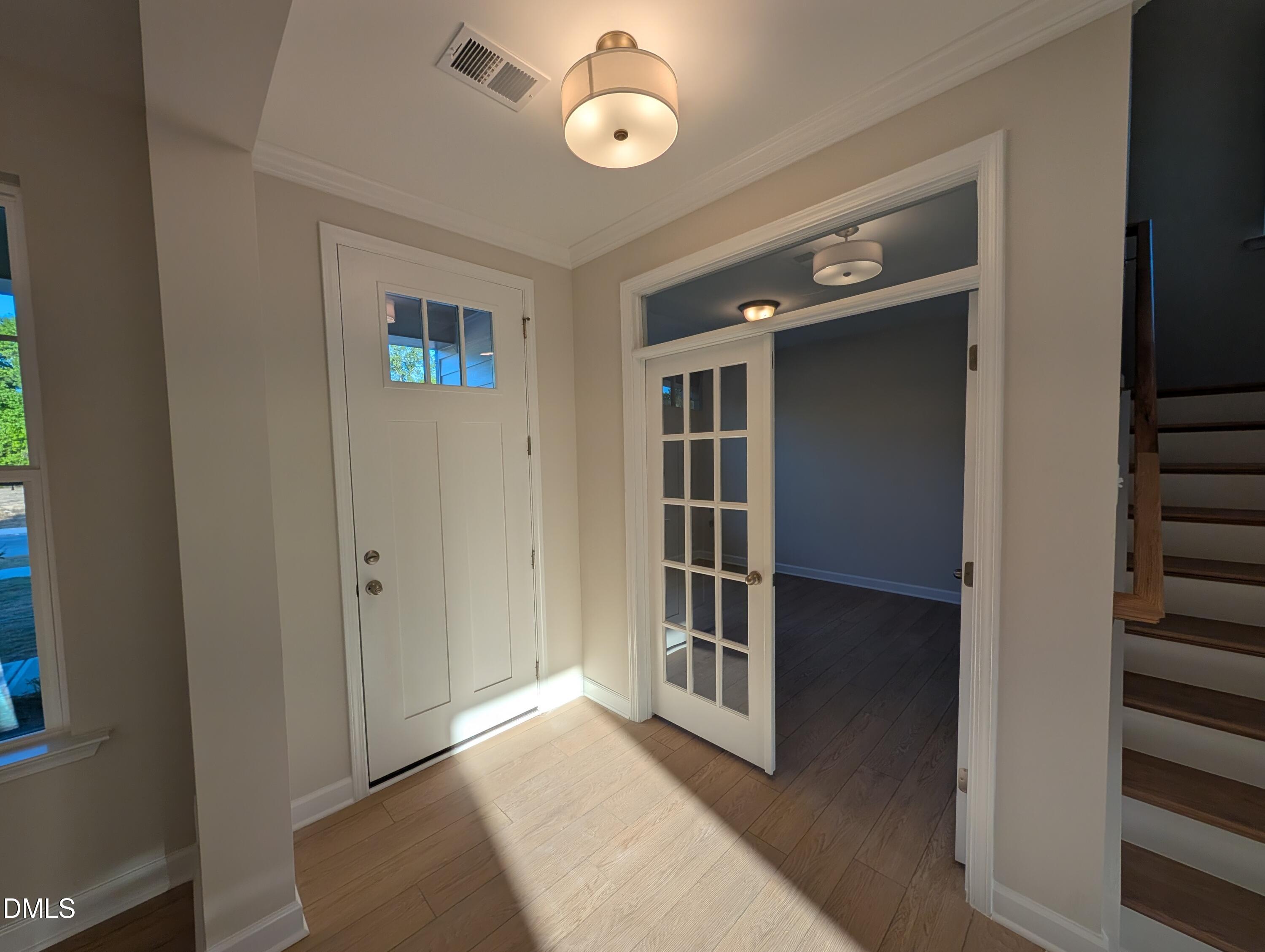 817 Diana Victoria Court