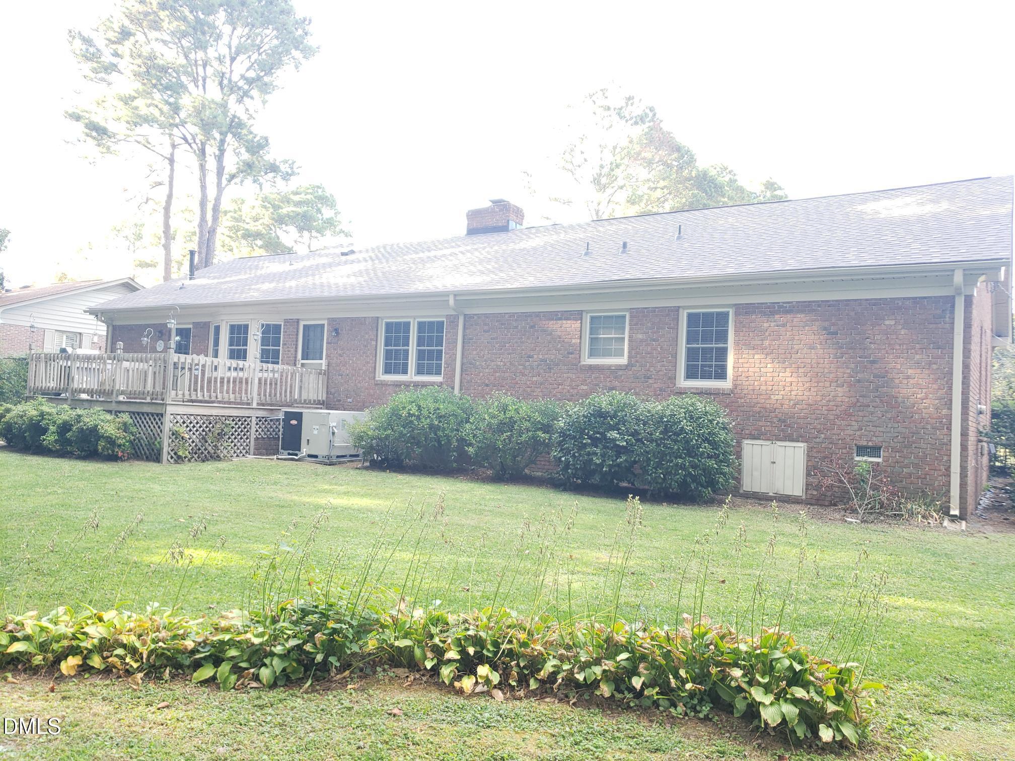 1113 Parkside Drive NW