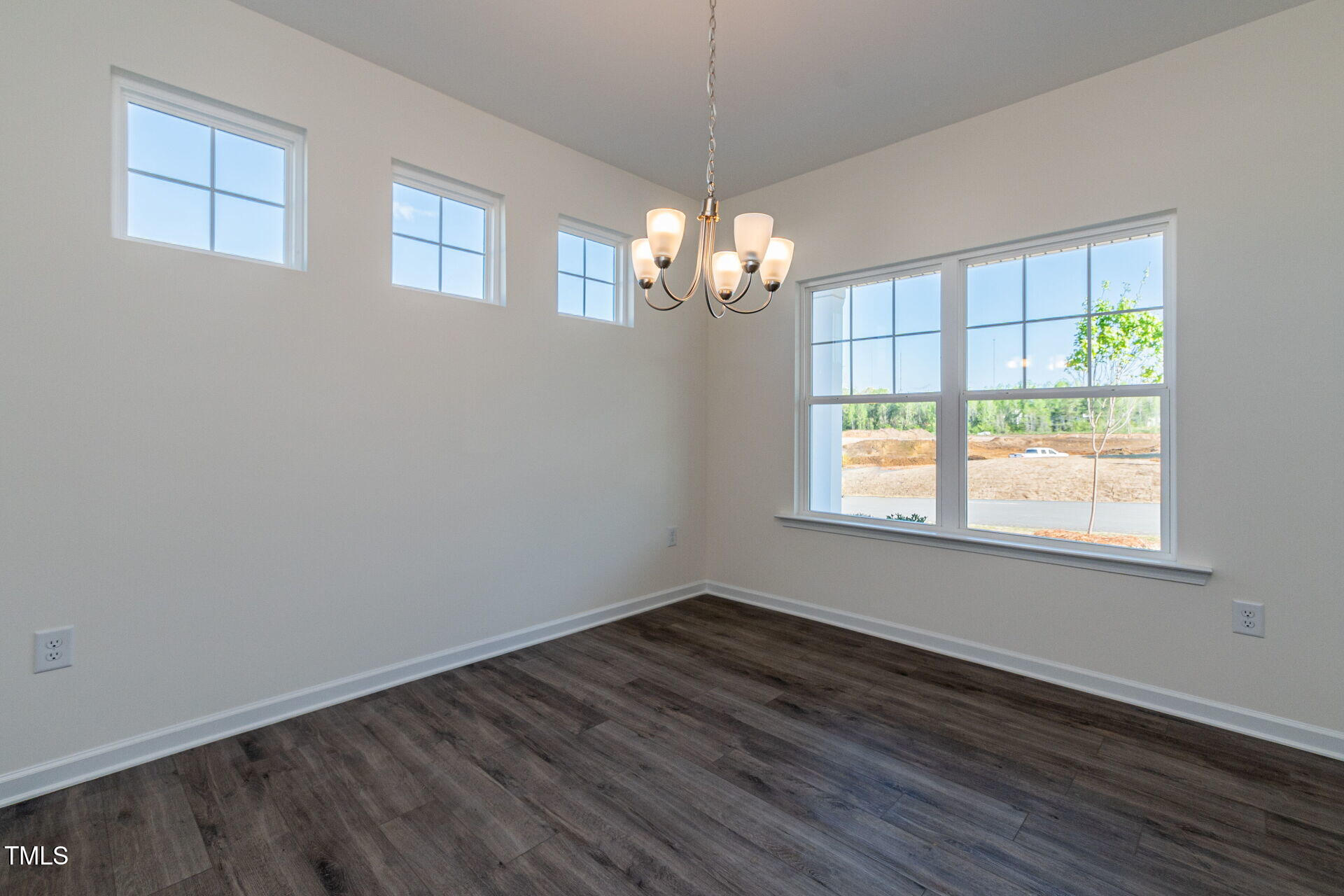 241 E Victory View Terrace