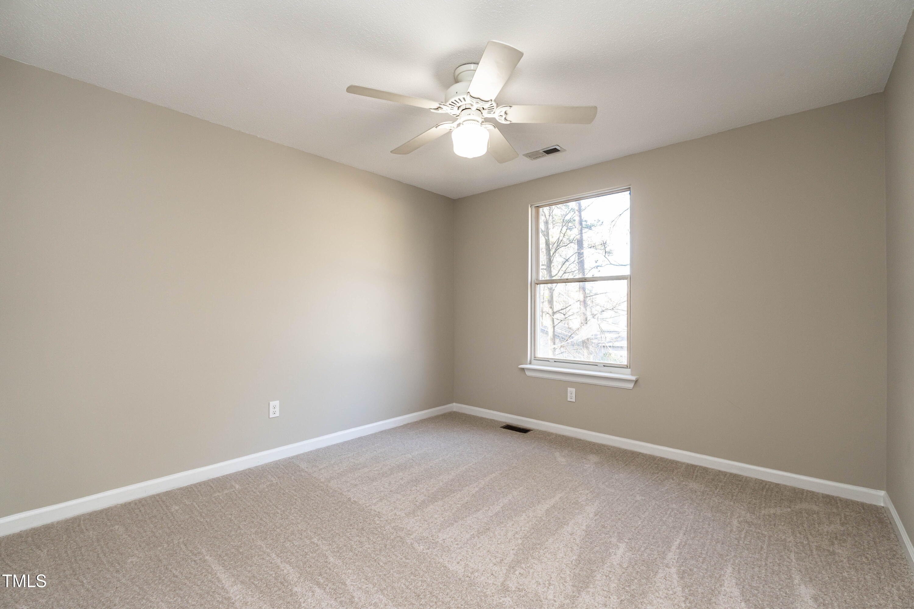 Raleigh, North Carolina 27615, United States, 4 Bedrooms Bedrooms, ,4 BathroomsBathrooms,Residential,Pending,8248