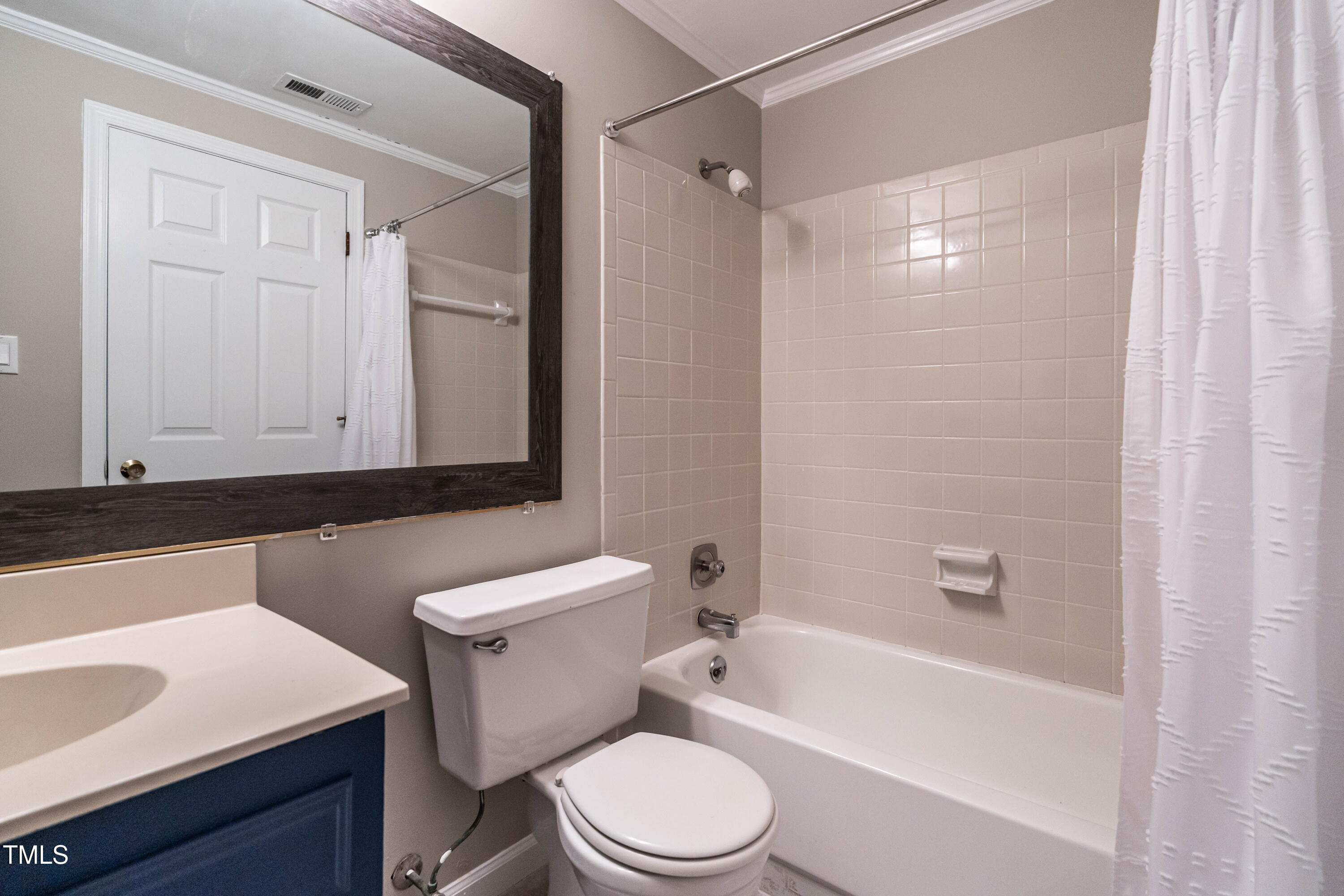 Raleigh, North Carolina 27615, United States, 4 Bedrooms Bedrooms, ,4 BathroomsBathrooms,Residential,Pending,8248