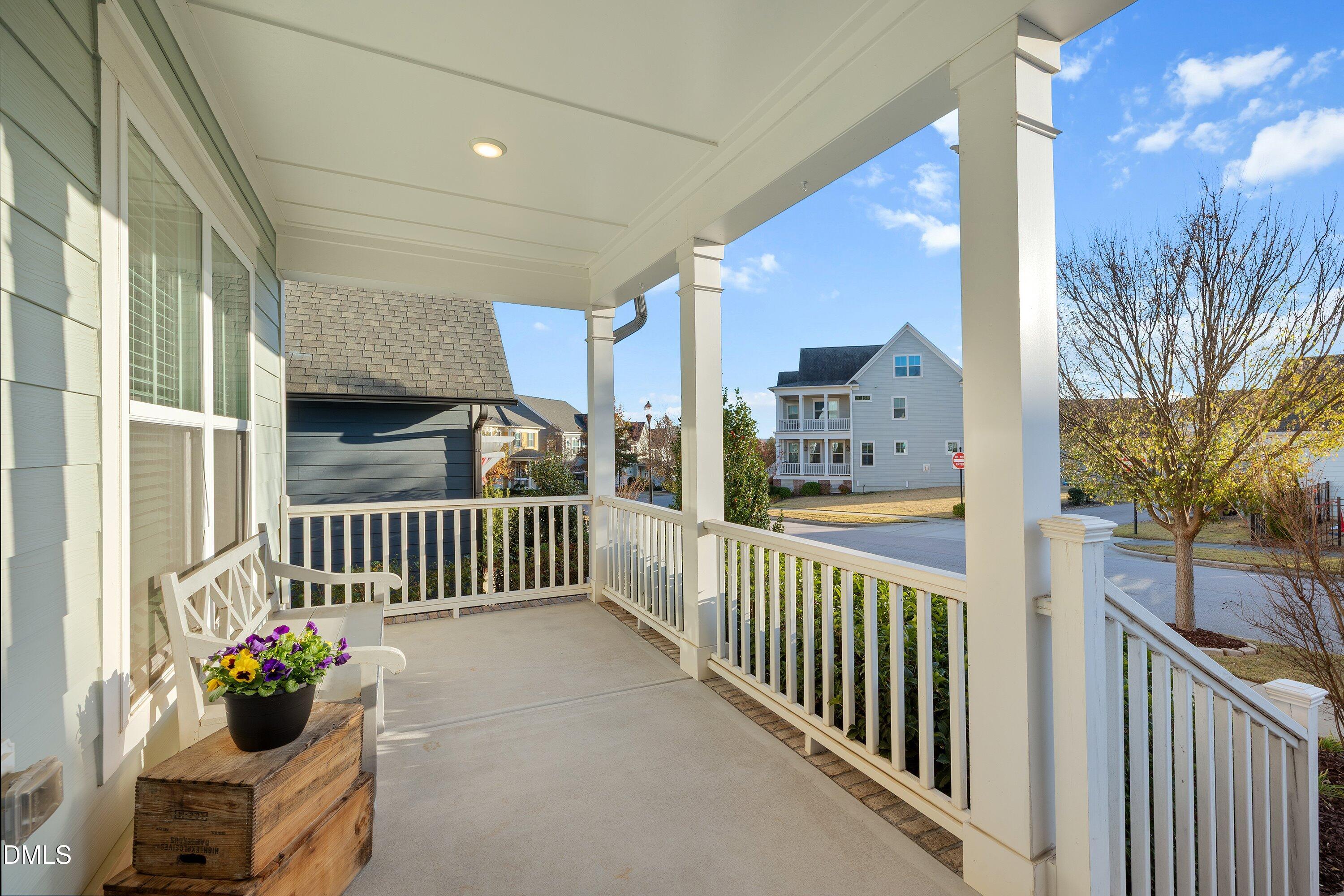 705 Lake Holding Street