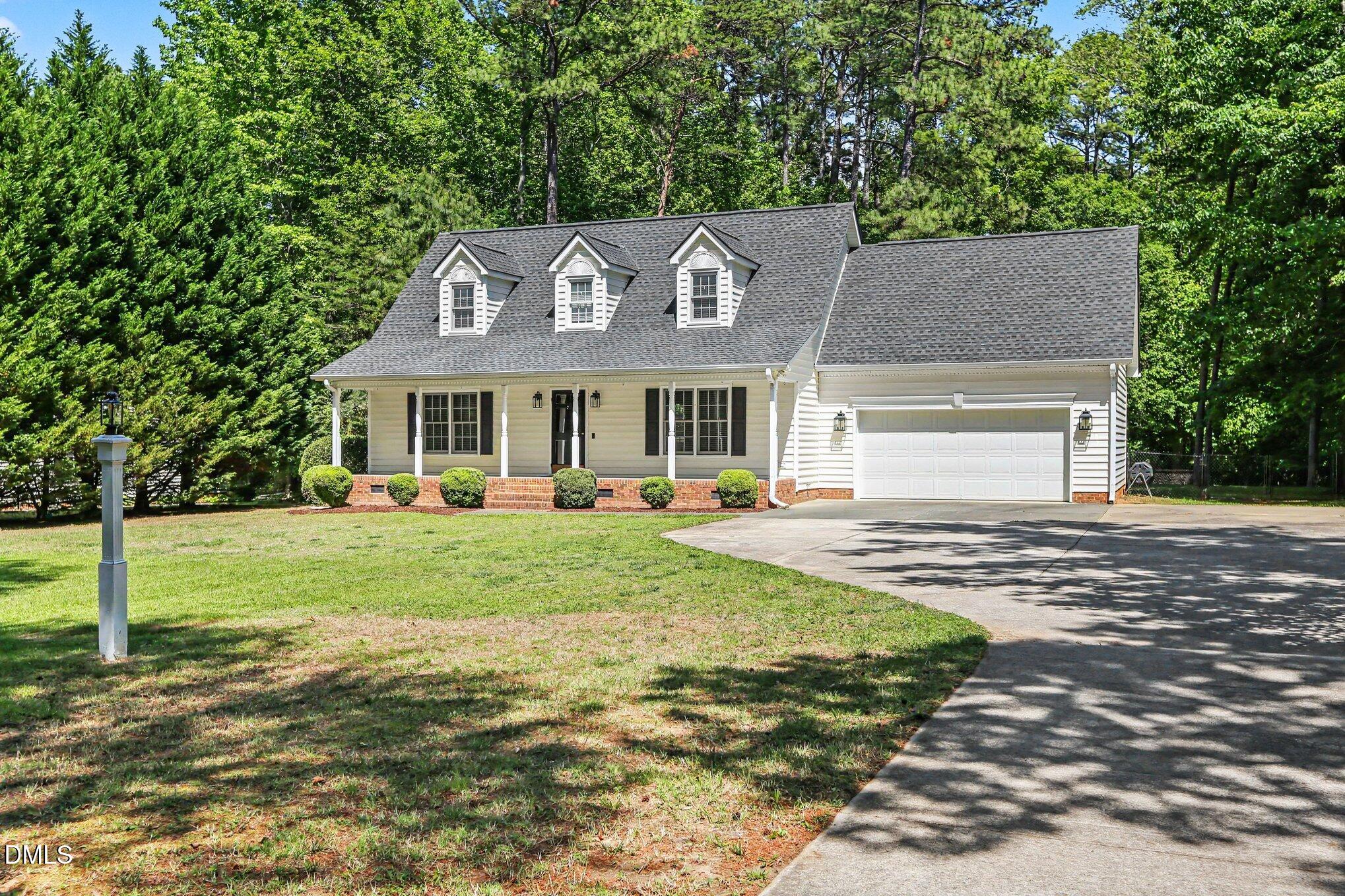 5586 Farmington Drive