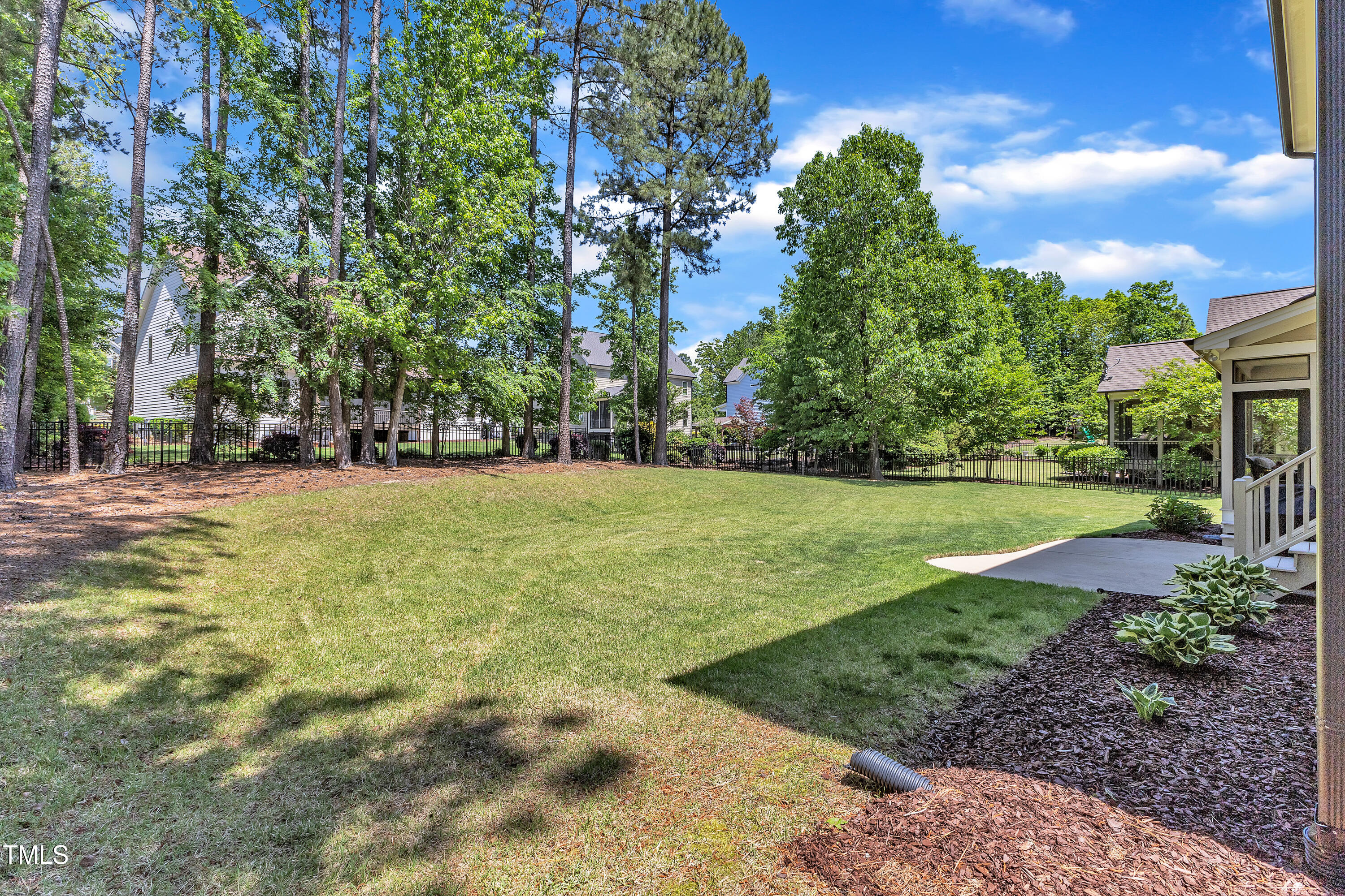 Rolesville, North Carolina 27571, United States, 5 Bedrooms Bedrooms, ,4 BathroomsBathrooms,Residential,Pending,121061
