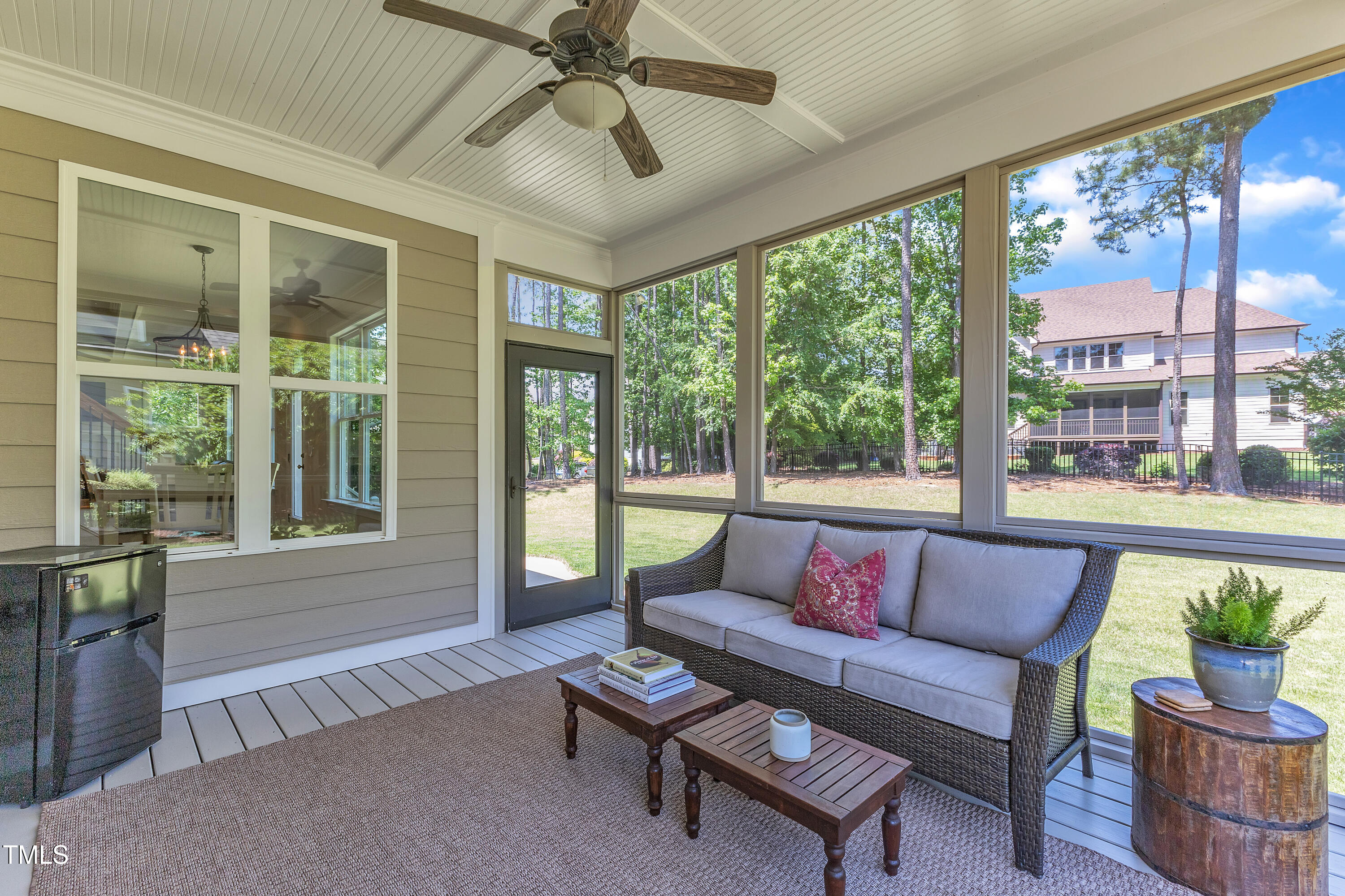 Rolesville, North Carolina 27571, United States, 5 Bedrooms Bedrooms, ,4 BathroomsBathrooms,Residential,Pending,121061