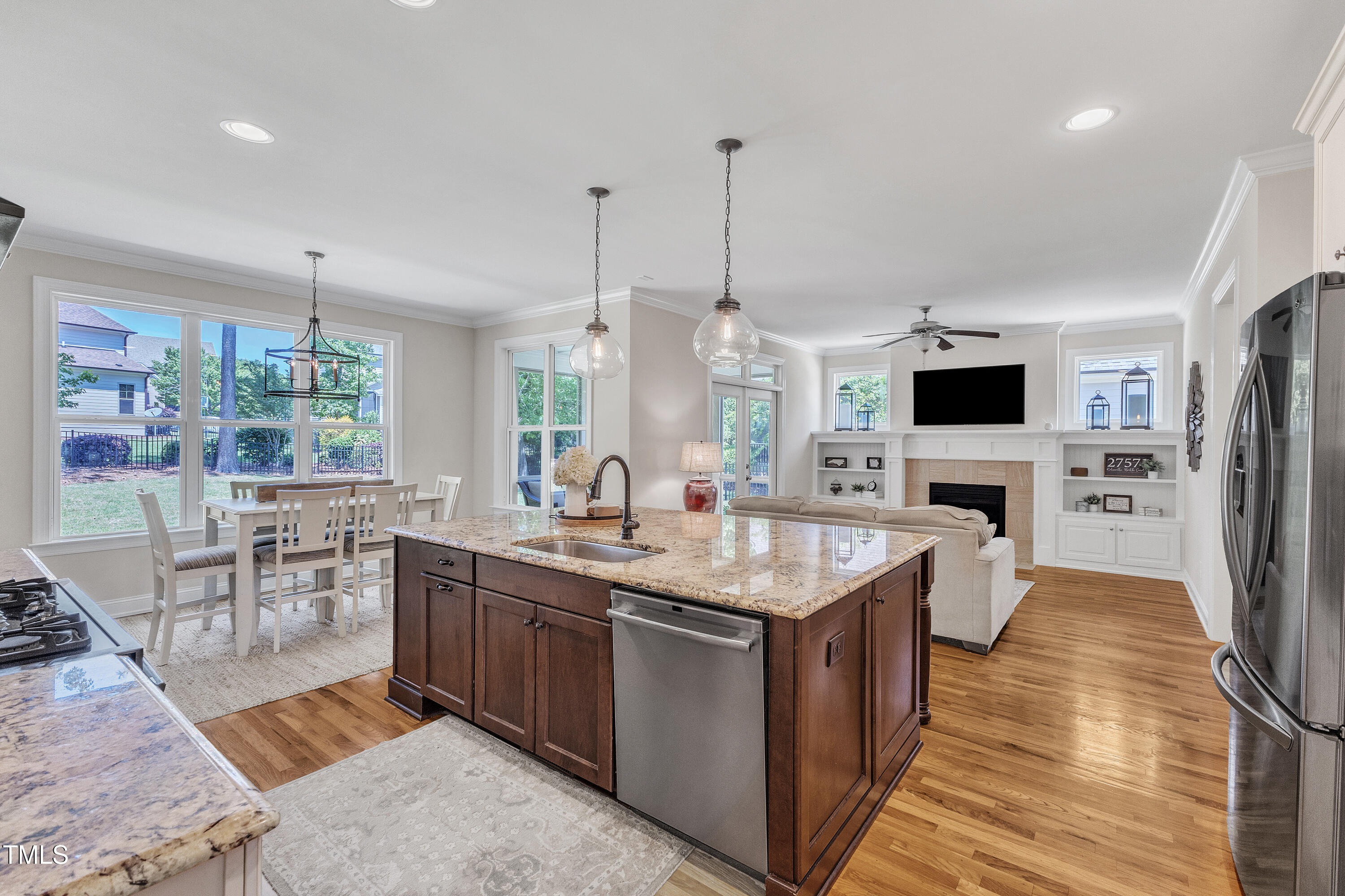 Rolesville, North Carolina 27571, United States, 5 Bedrooms Bedrooms, ,4 BathroomsBathrooms,Residential,Pending,121061