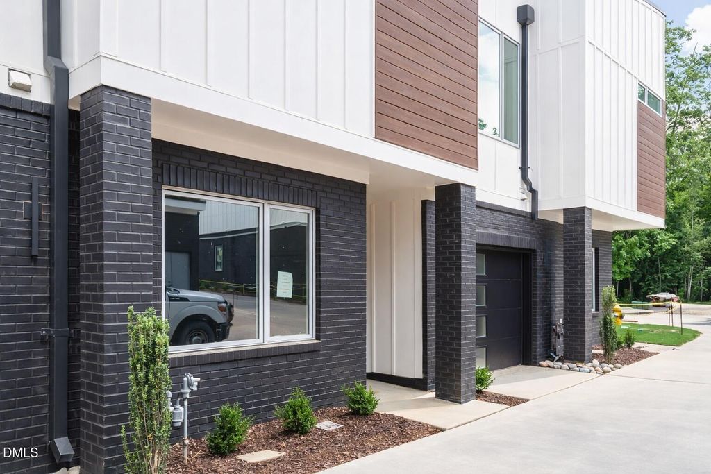 Photo of 1525 Havenmont Court, Raleigh, NC 27608 (MLS # 10139230)