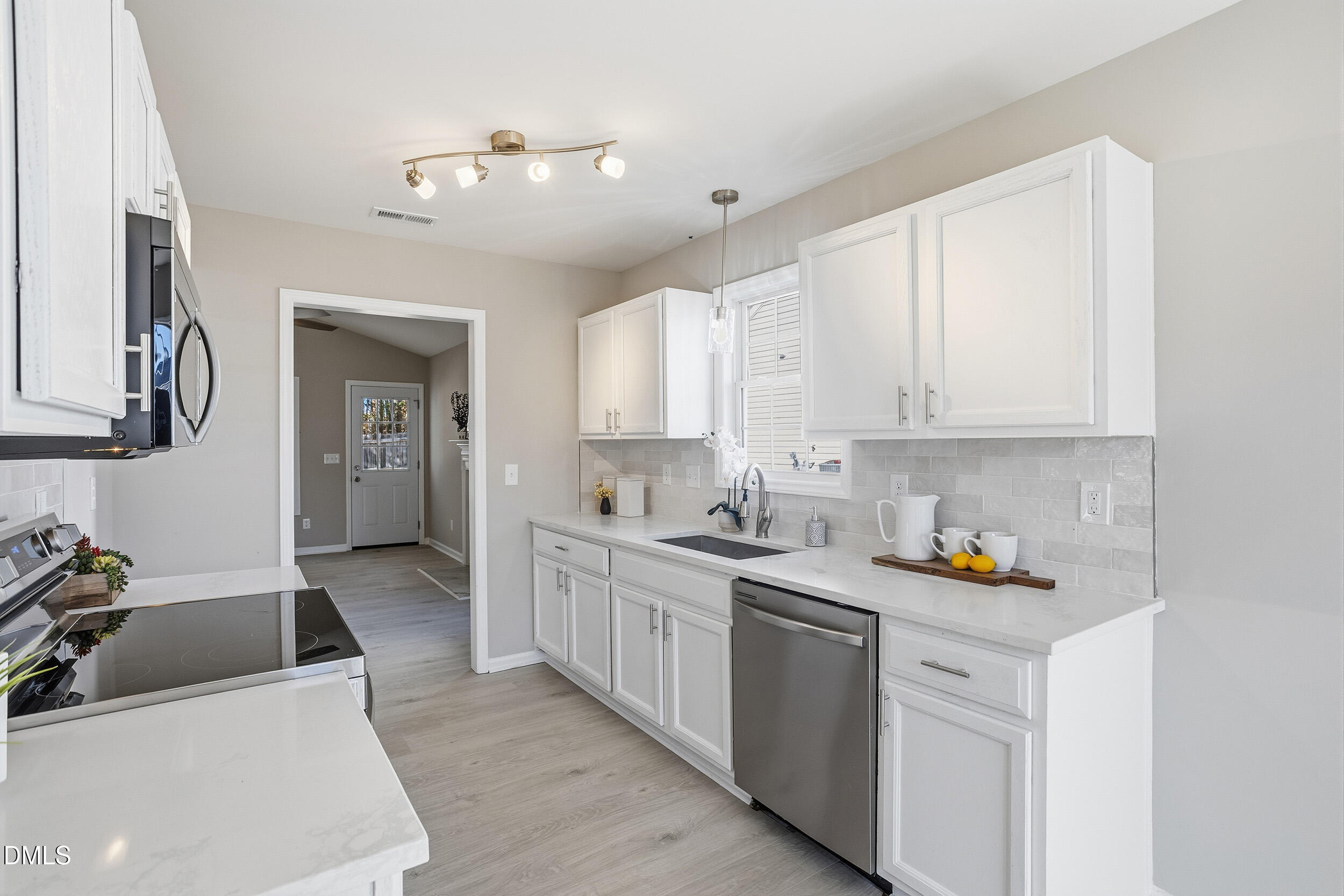 4100 Mindspring Drive