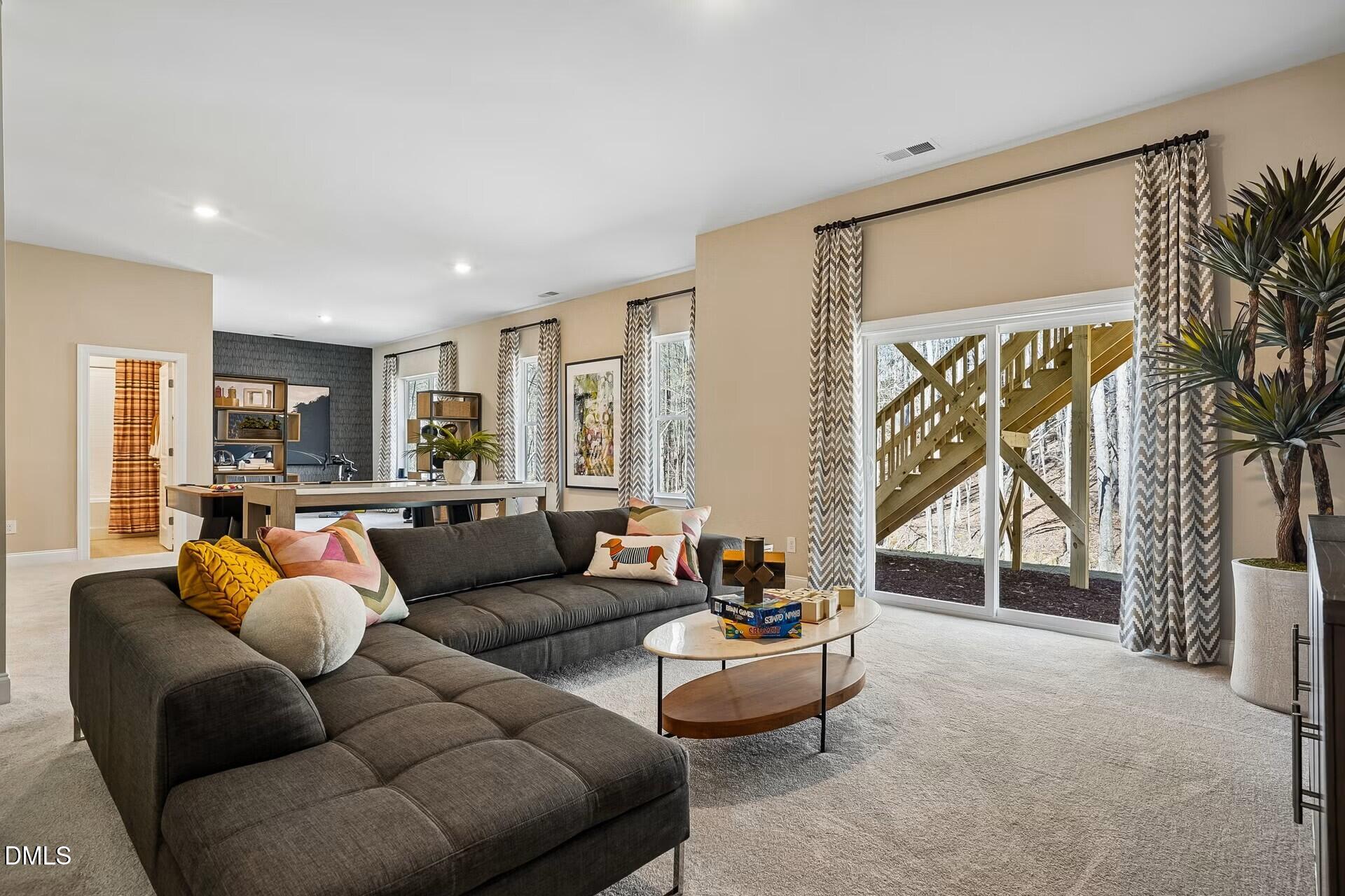 318 Magnolia Acres Lane