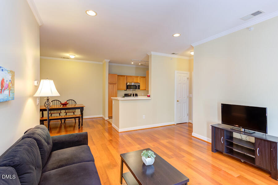 524 Aberdeen Drive 207