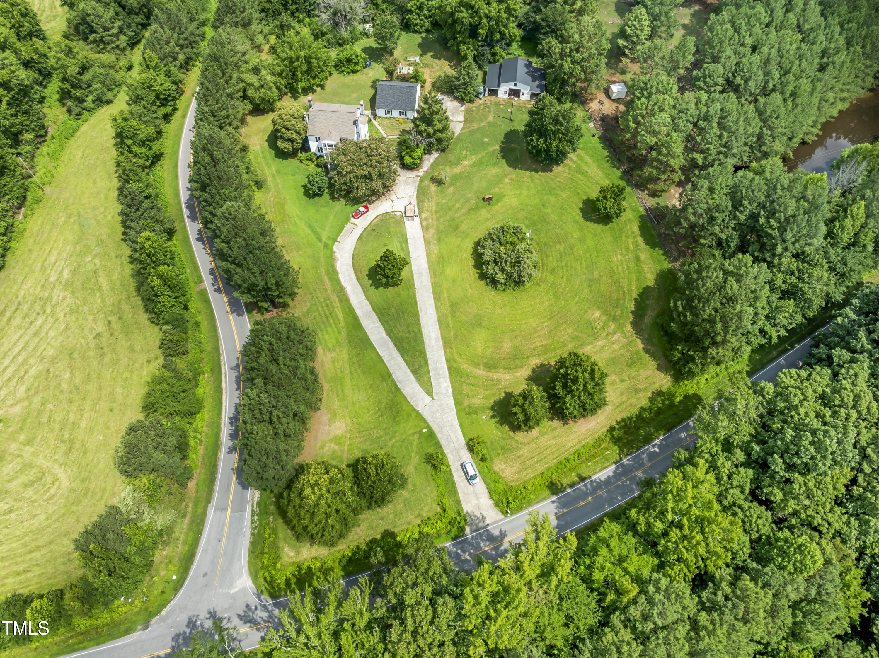820 Peach Orchard Road