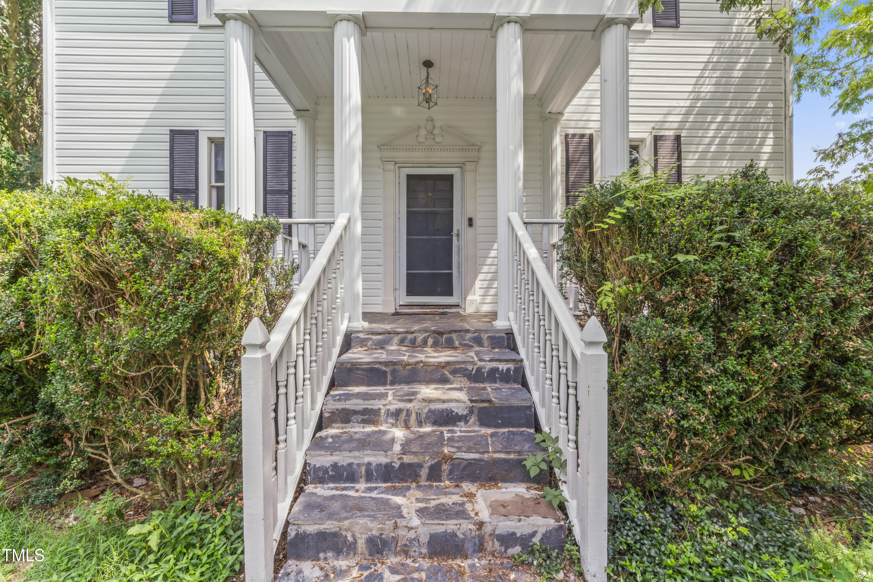 820 Peach Orchard Road