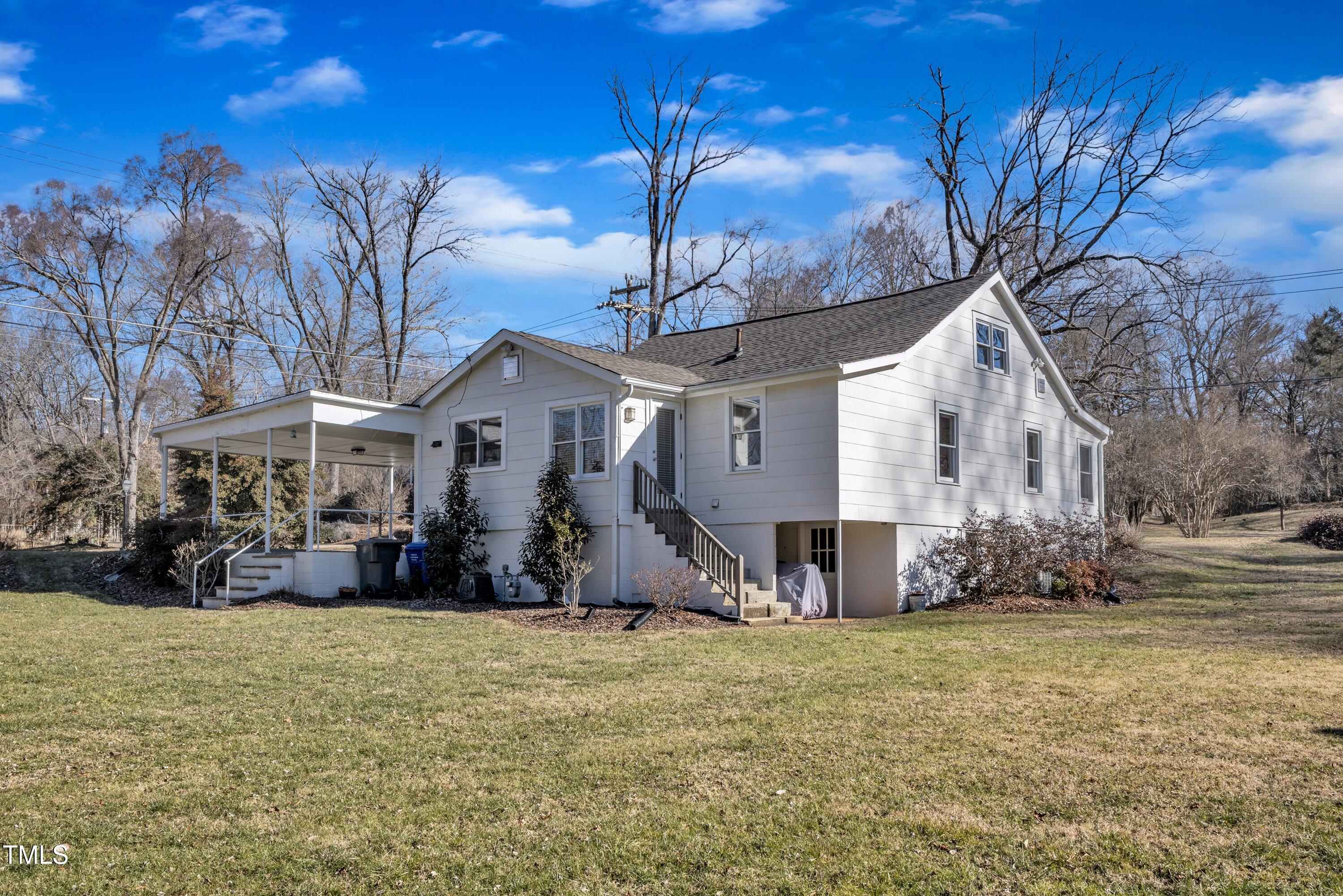 152 E Tryon Street