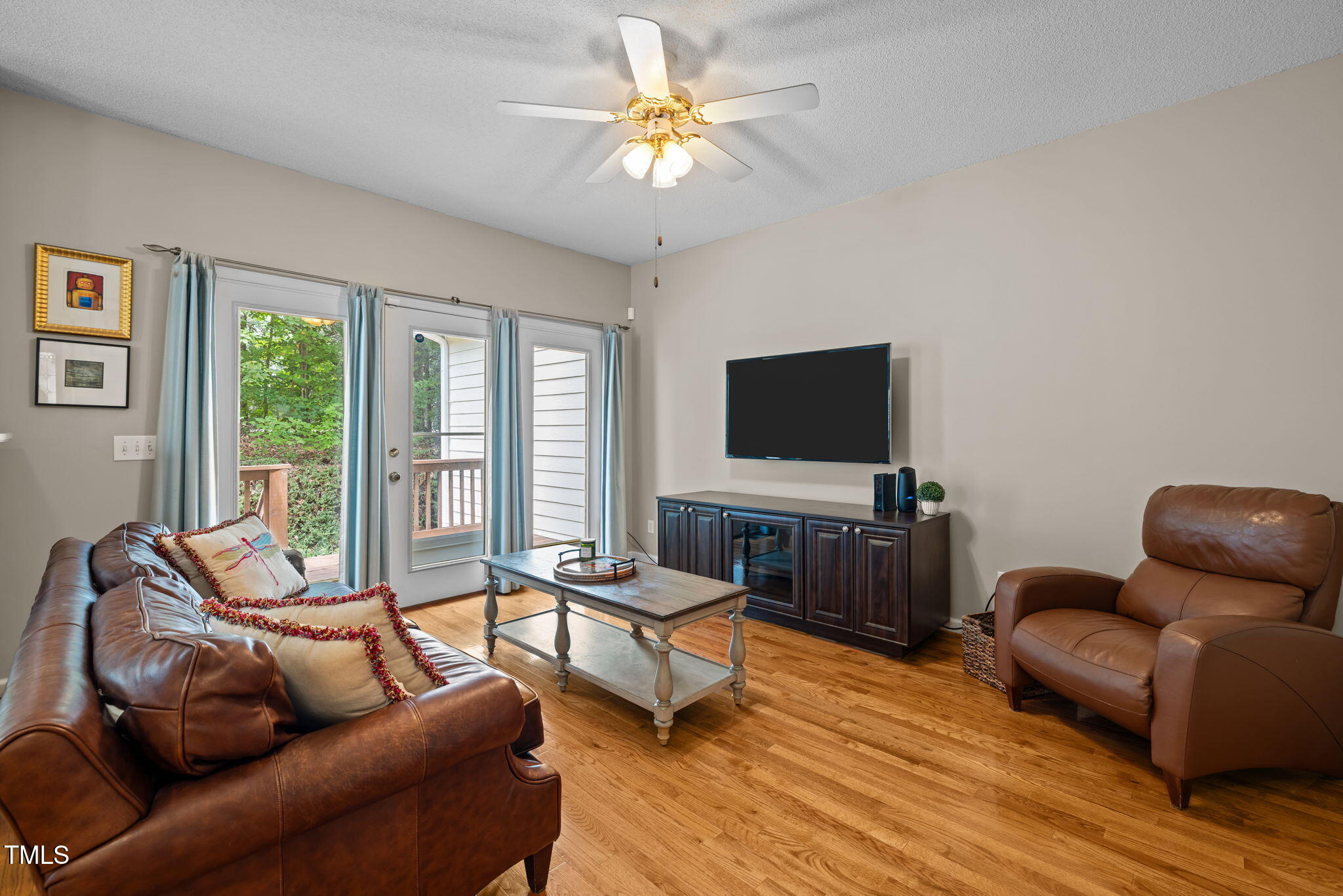 8315 Amber Leaf Court