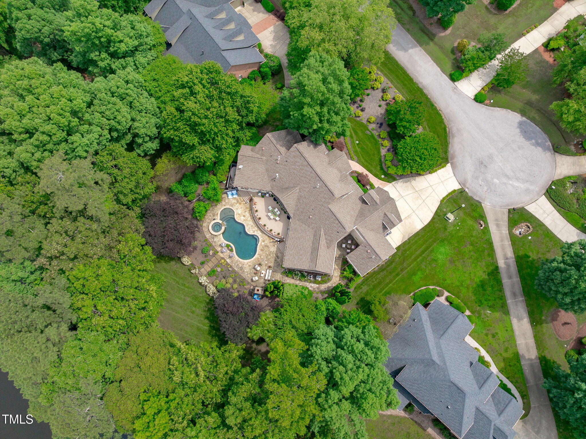2922 Bells Pointe Court