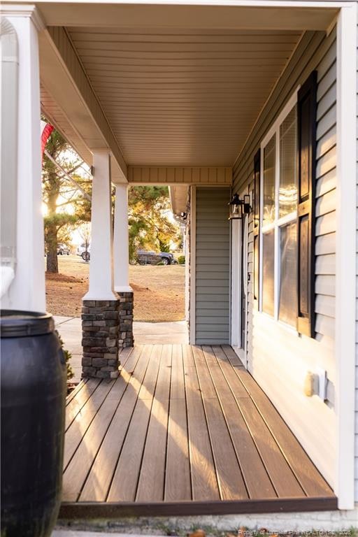 186 Kentucky Derby Lane