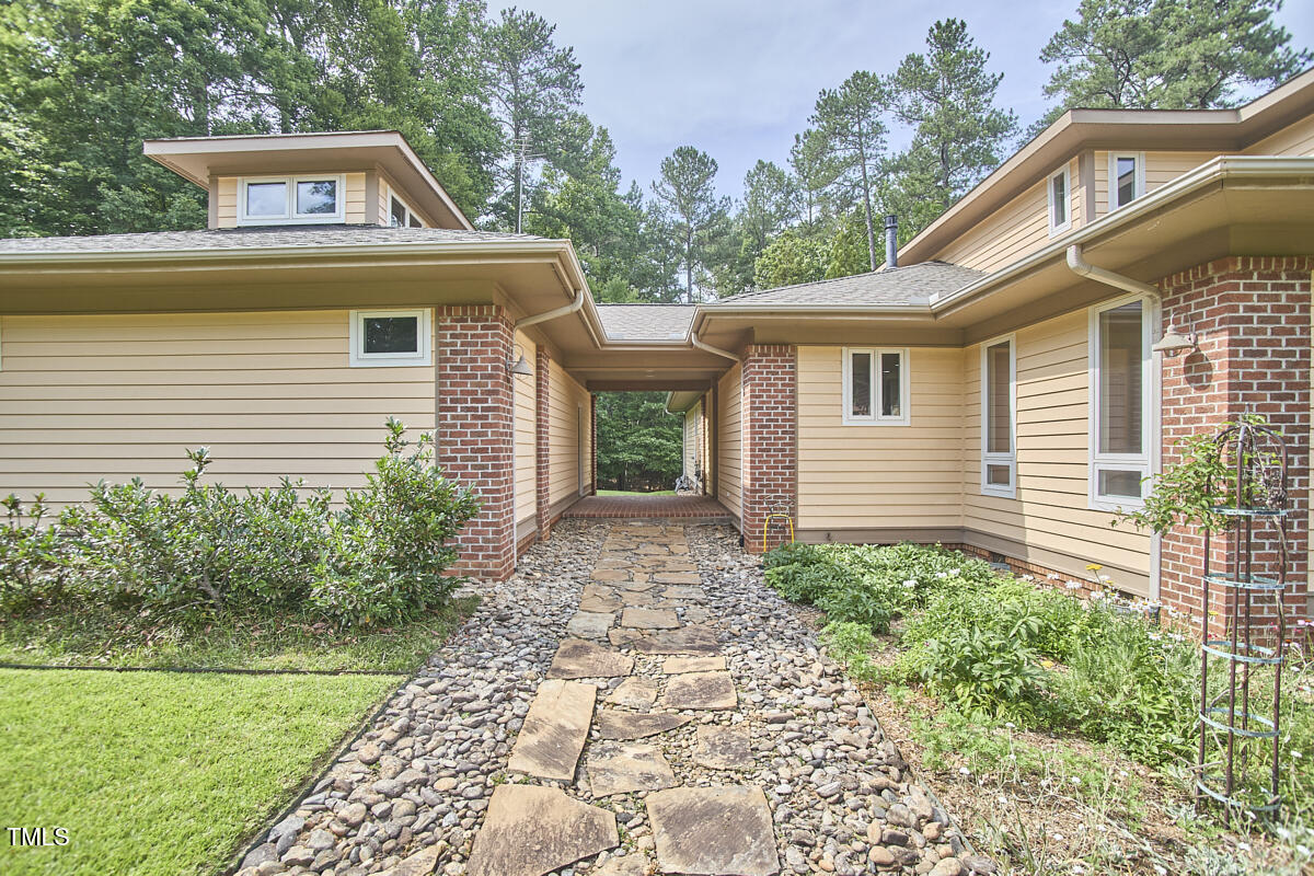 3605 Laurel Creek Way