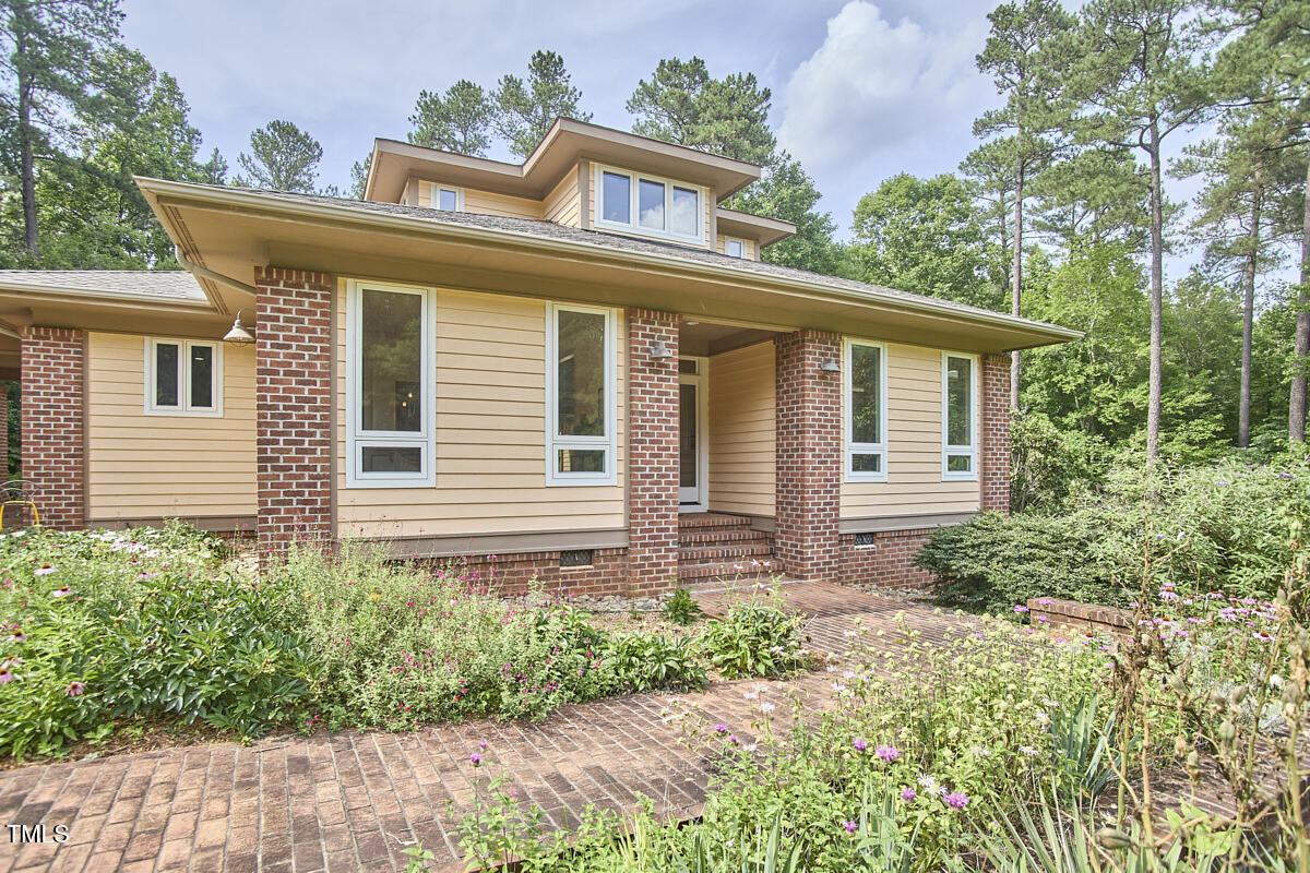 3605 Laurel Creek Way