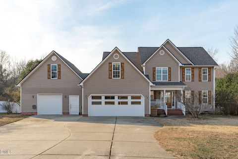 35 Adrian Street Holly Springs NC 27540