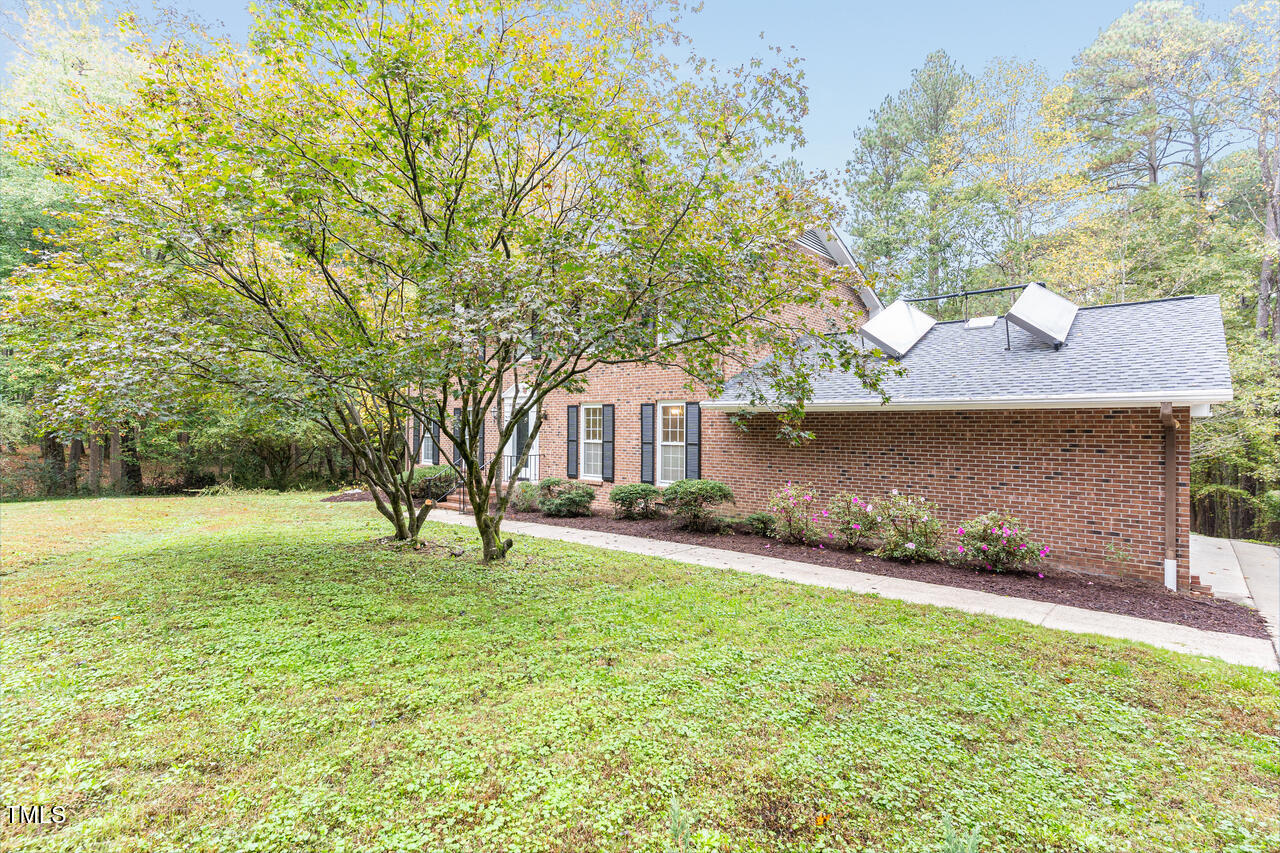 6824 Branton Drive