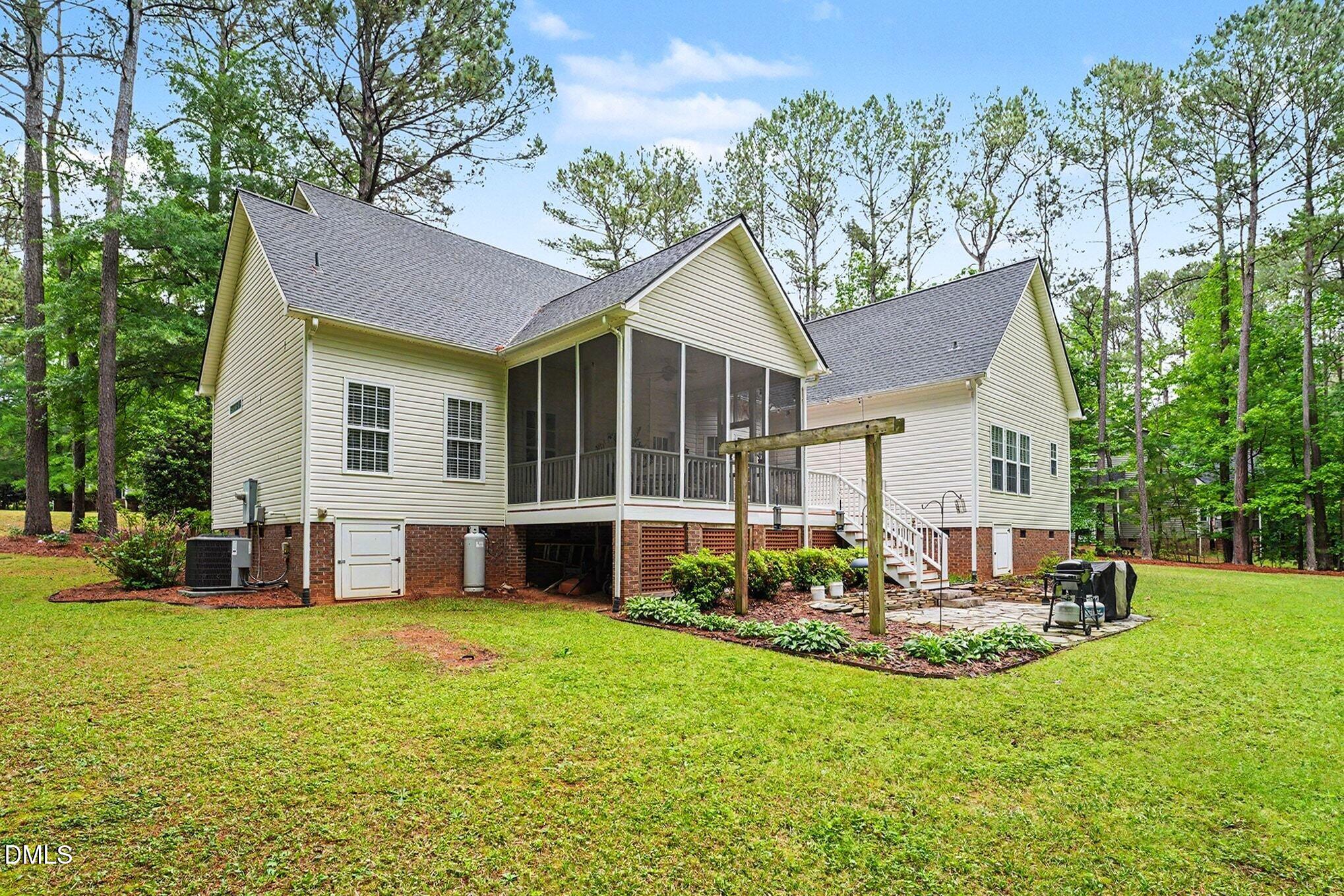158 Homestead Way