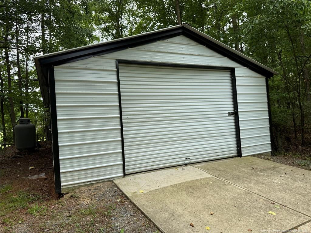 467 Deep River Road