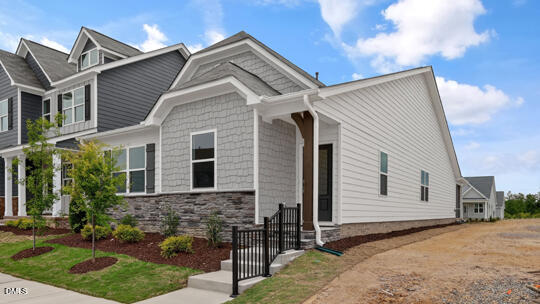 1413 White Verona Way