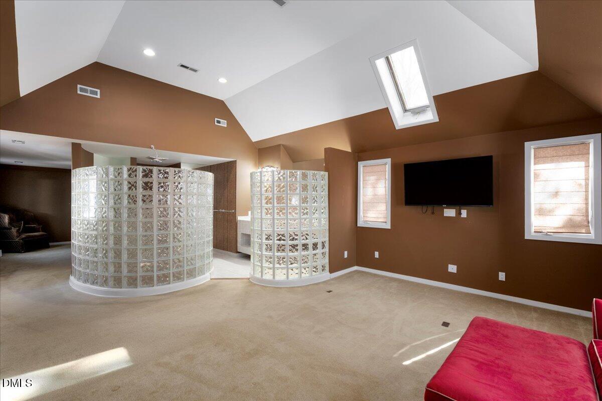 813 Vestavia Woods Drive